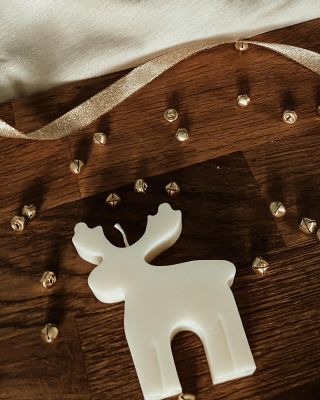 Letošní oblíbenec✨ pan RUDOLPH❤️ #tinelidecor #kokosovesvicky #svicky #rucniprace #ceskaznacka #vanocnisvicky #tipnadarek...